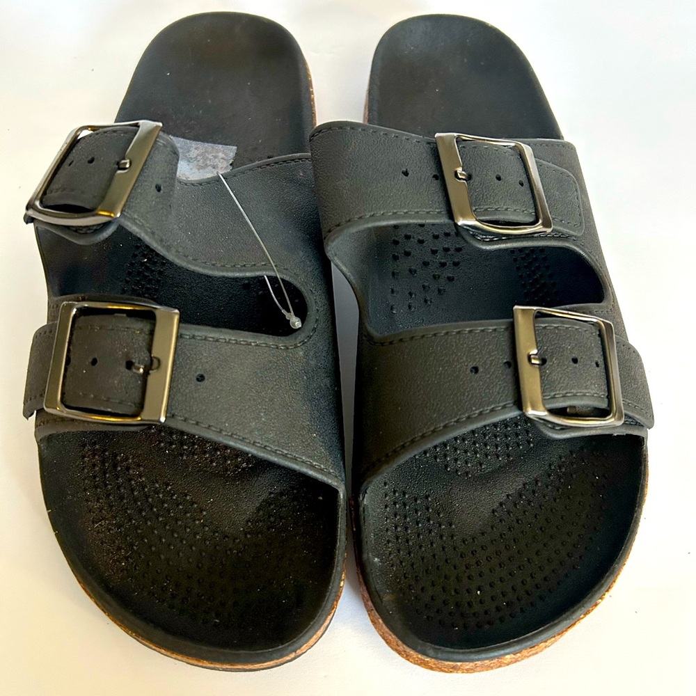 Women’s Size 10/11 Black Buckle Slide On Sandals NWT